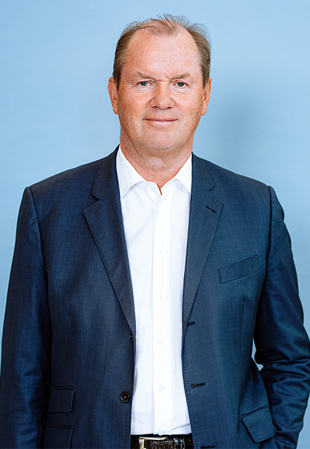 Jürgen Steinemann – Chairman of the Supervisory Board (photo)