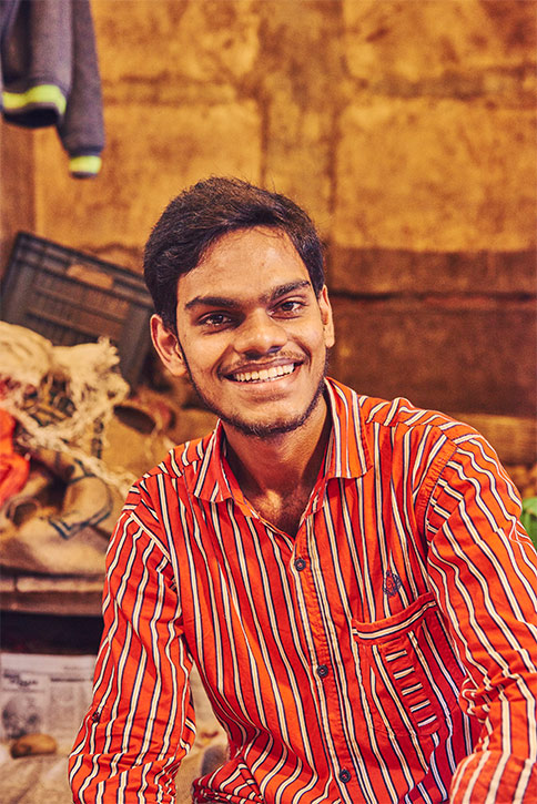 Young indian man in a good mood (photo)