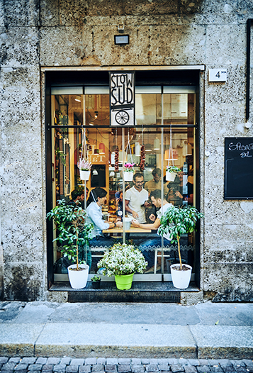 SlowSud Restaurant, near the Milan Cathedral (photo)